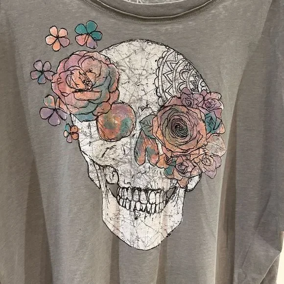 Chaser medium NWOT skull long sleeve shirt - Picture 2 of 3